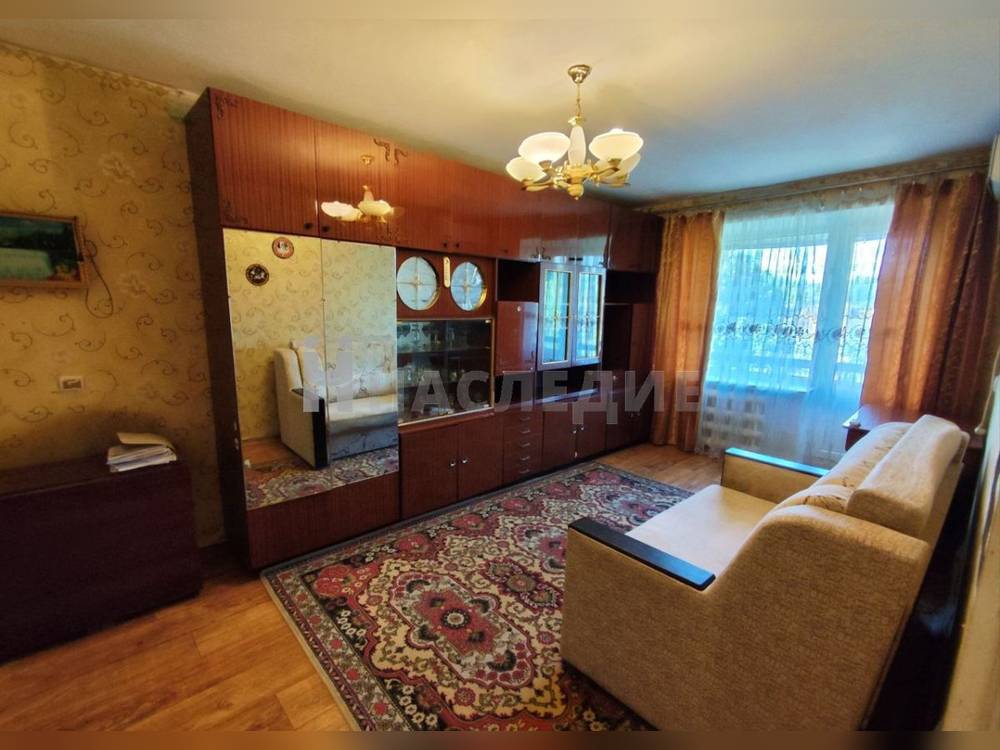 1-комнатная квартира, 31 м2 5/5 этаж, Северный, ул. Дзержинского - фото 1