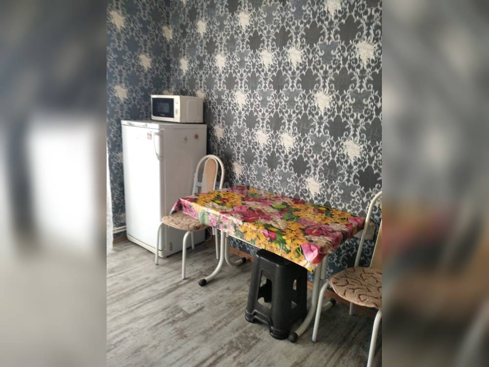 1-комнатная квартира, 53 м2 3/3 этаж, Центр, ул. Адмирала Крюйса - фото 8