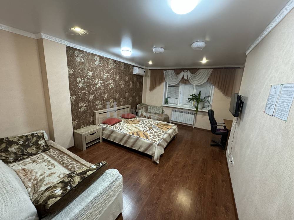 1-комнатная квартира, 50 м2 11/12 этаж, Центр, ул. Ленина - фото 1