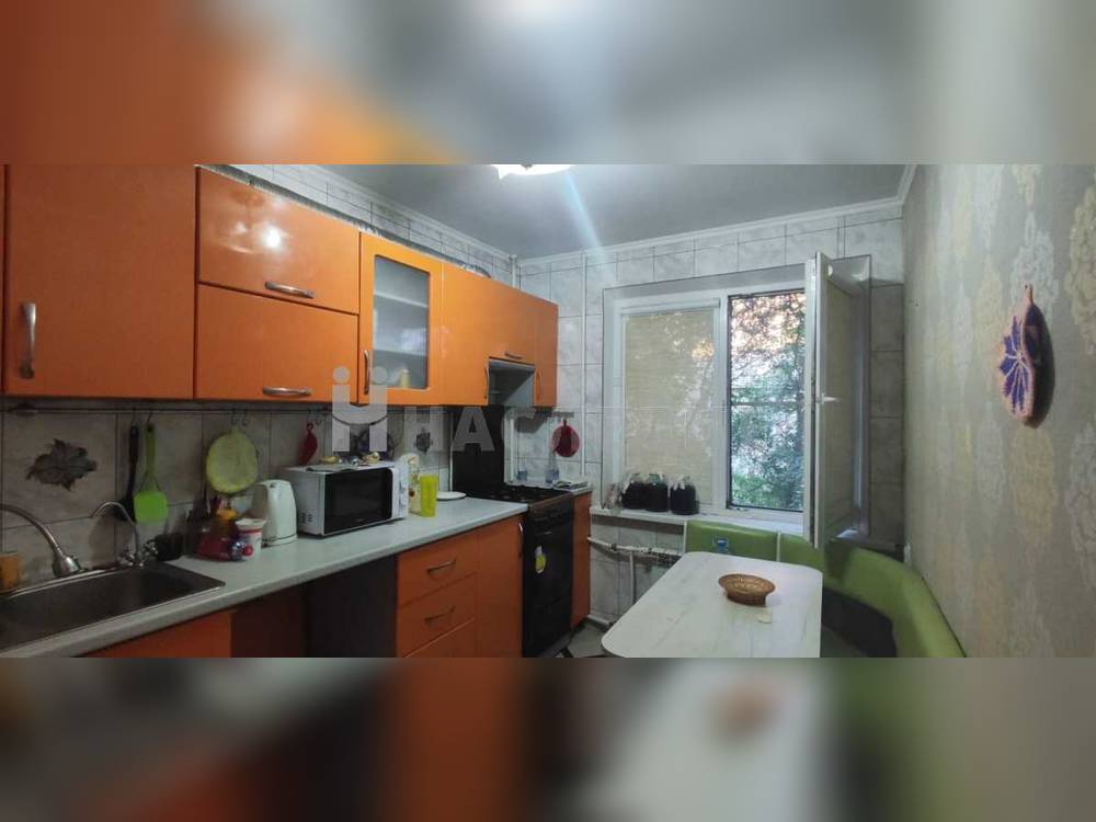 4-комнатная квартира, 76.2 м2 3/5 этаж, Западный, ул. Циолковского - фото 1