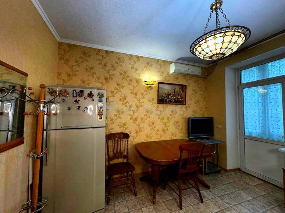 3-комнатная квартира, 124 м2 1/3 этаж, Северный, ул. Комитетская - фото 9