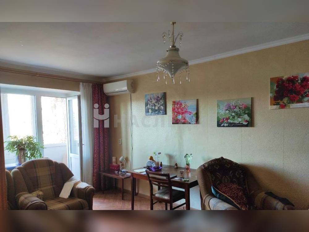 3-комнатная квартира, 55 м2 4/5 этаж, Центр, пер. 10-й - фото 1